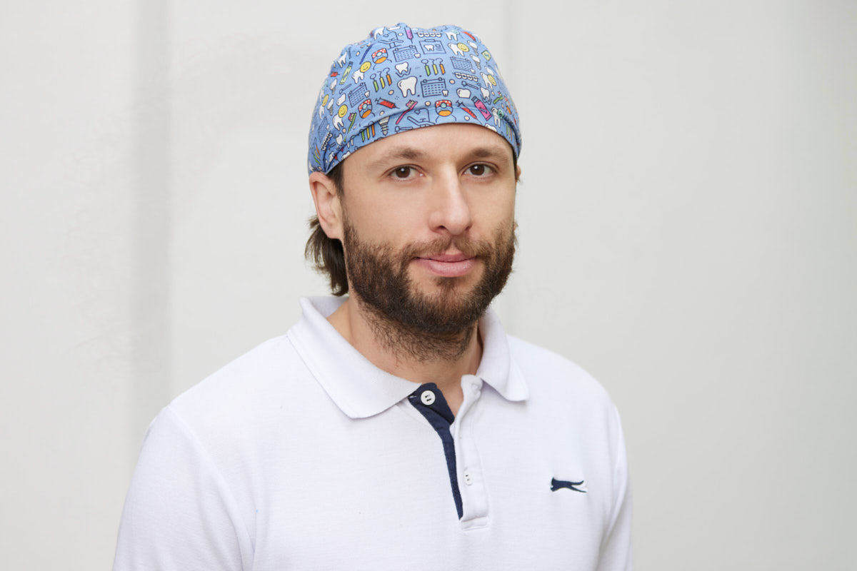 b2bfoto.at_Thomas Unterberger￼￼￼_Thomas_unterberger_Zahnarzt Dents10547 1